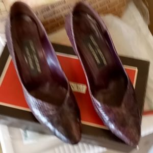Woman's Dress Shoes